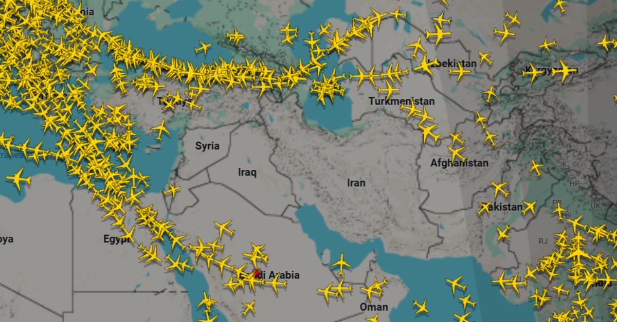 Companhias aéreas suspendem voos para Oriente Médio após ataques dos EUA e de Israel contra o Irã