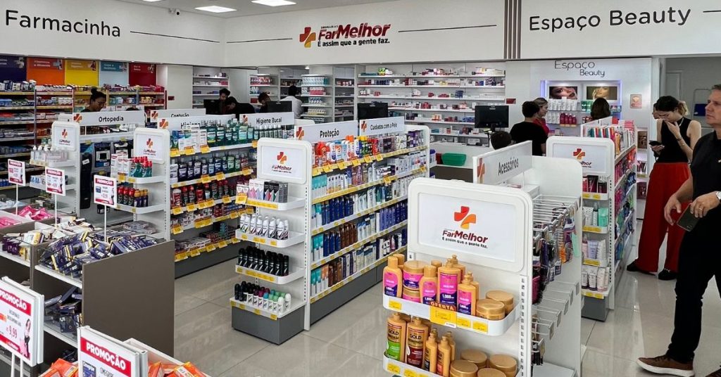 Unidade da rede mineira de farmácias FarMelhor.