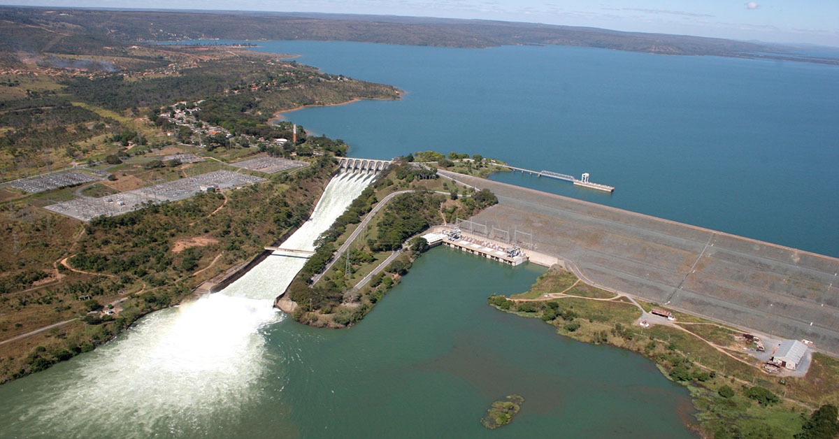 Escassez de chuvas mantém os preços altos no mercado livre de energia