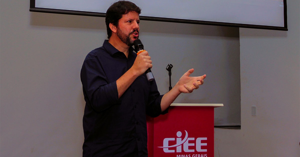 Motivação e engajamento são temas de palestra no CIEE/MG
