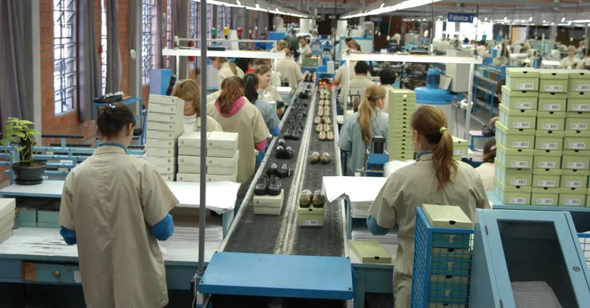 Empresas têm até este sábado para enviar dados salariais por gêneros