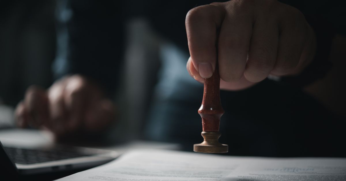 Servidores públicos sem identidade custam caro ao Estado