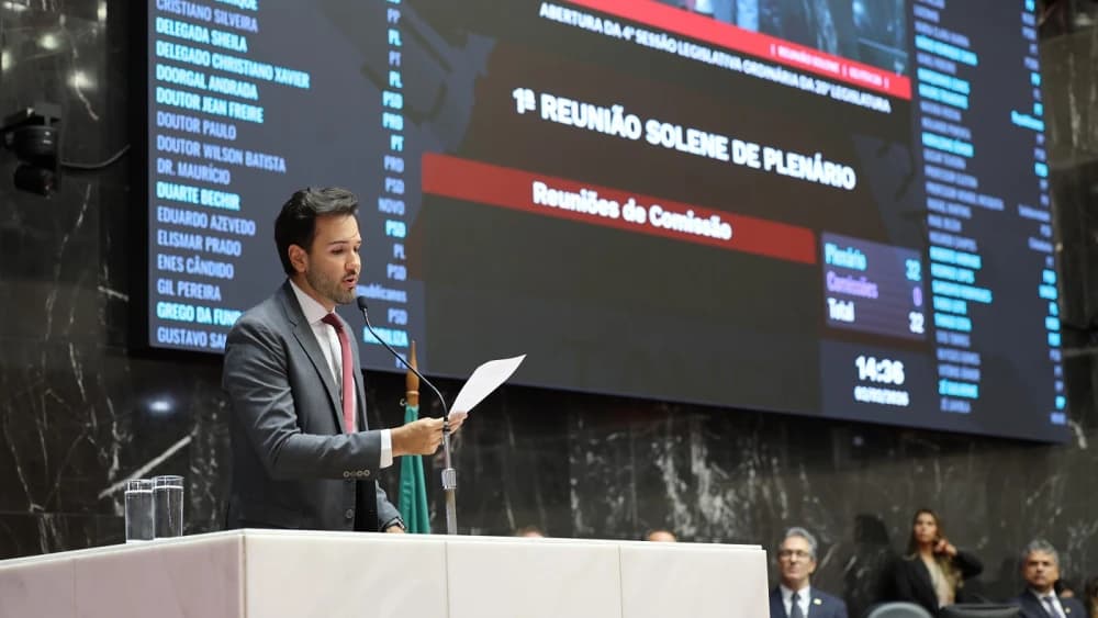 Pré-candidatos ao TCE estão dispostos a deixar a disputa para apoiar Tadeuzinho