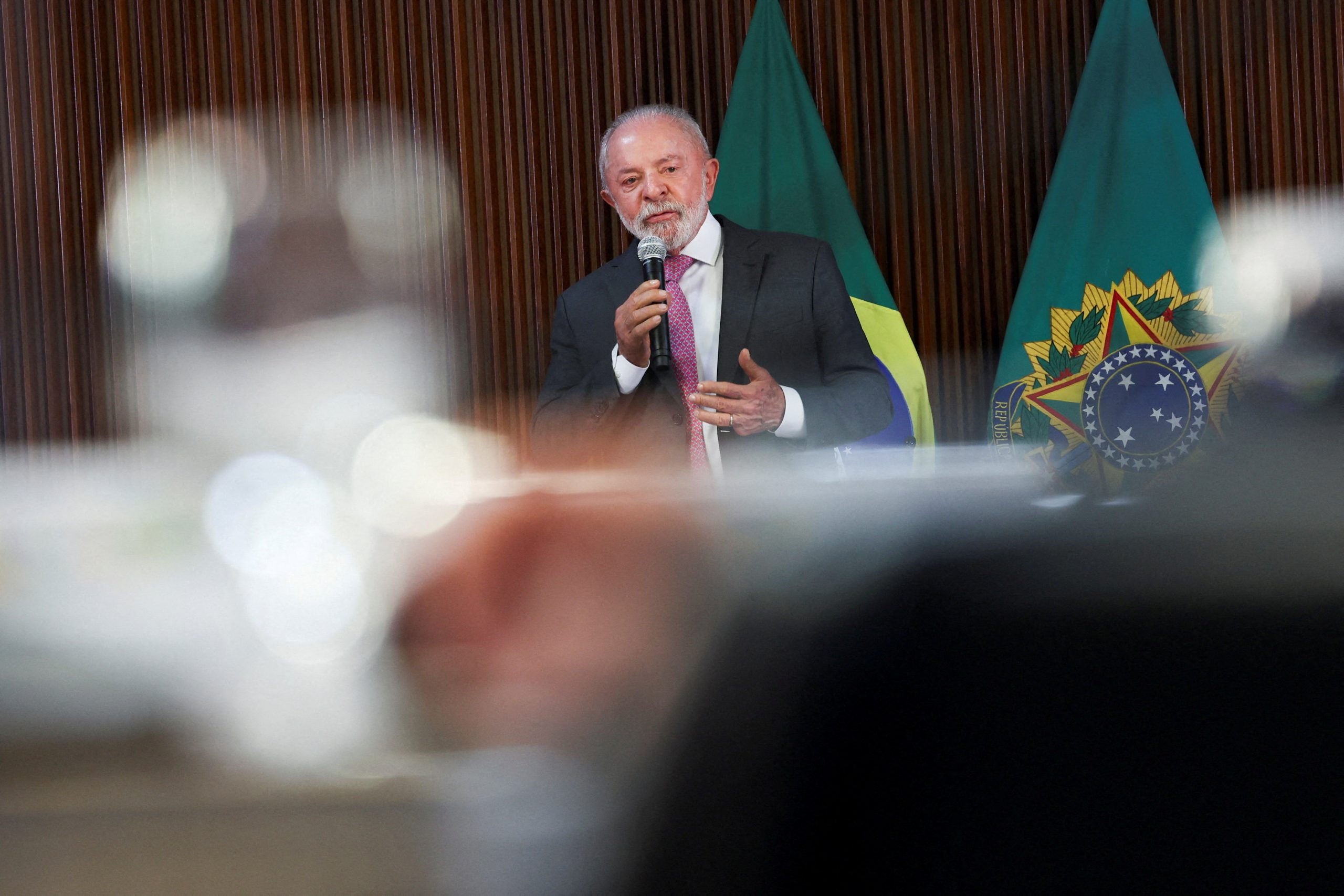 Lula diz que só vai sossegar quando preço do diesel parar de subir e lembra que guerra no Irã é de Trump