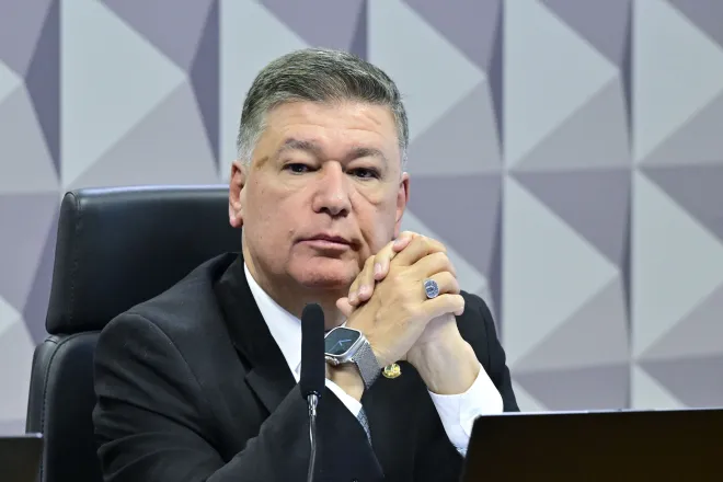 Viana explica atuação de Lulinha detalhada no relatório da CPMI do INSS