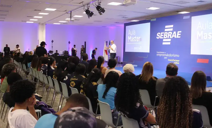 Sebrae Minas e governo estadual promovem aula master para estudantes do Curso Técnico em Administração