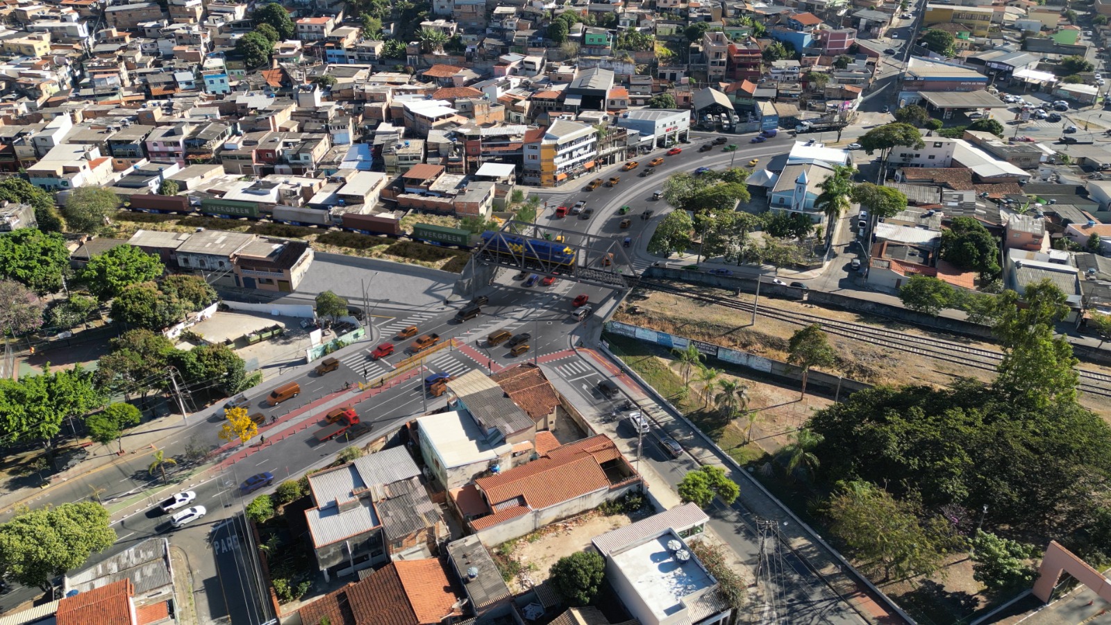 MRS inicia demolição de imóveis para projeto de alargamento na avenida Teresa Cristina