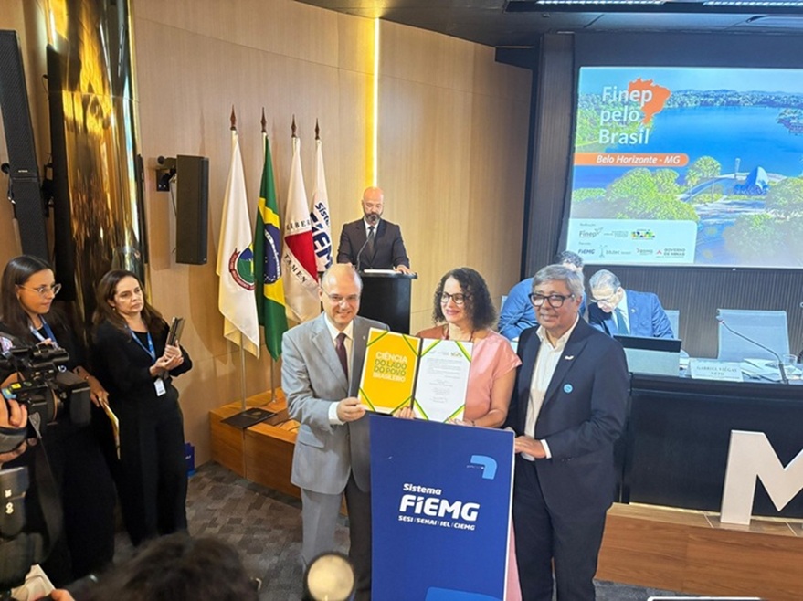 Assinatura de contrato