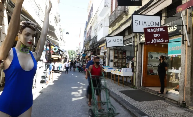 Mais de 70% dos MEI têm no próprio negócio sua única fonte de renda