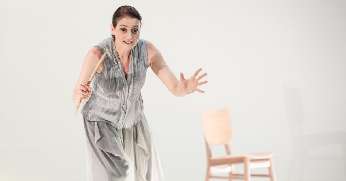 Denise Fraga leva histórias reais e empatia ao palco em BH