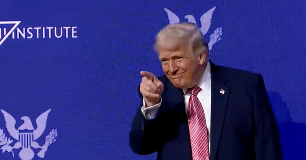 Trump diz que ‘Cuba é a próxima’ em discurso