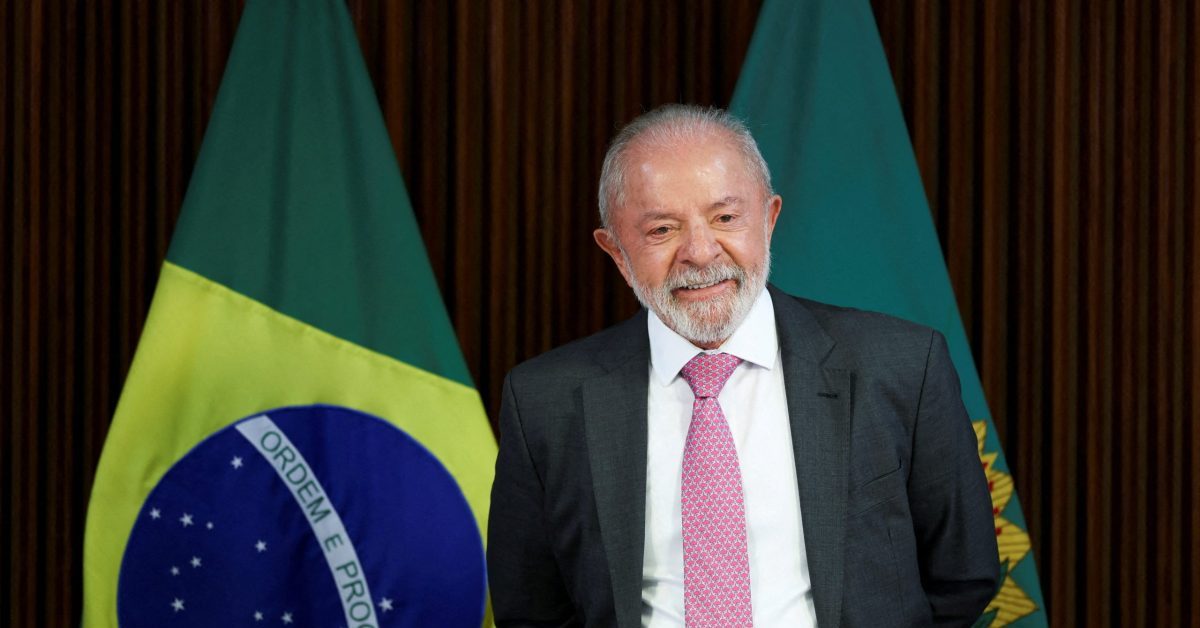 Sem palanque em MG, Lula faz passagem rápida pelo Estado