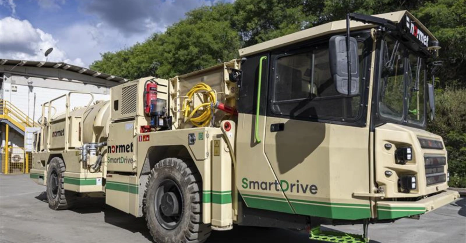 Autobetoneira elétrica