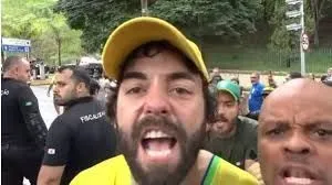 Líder de acampamento de atos golpistas em quartel de BH é preso pelo ICE nos EUA