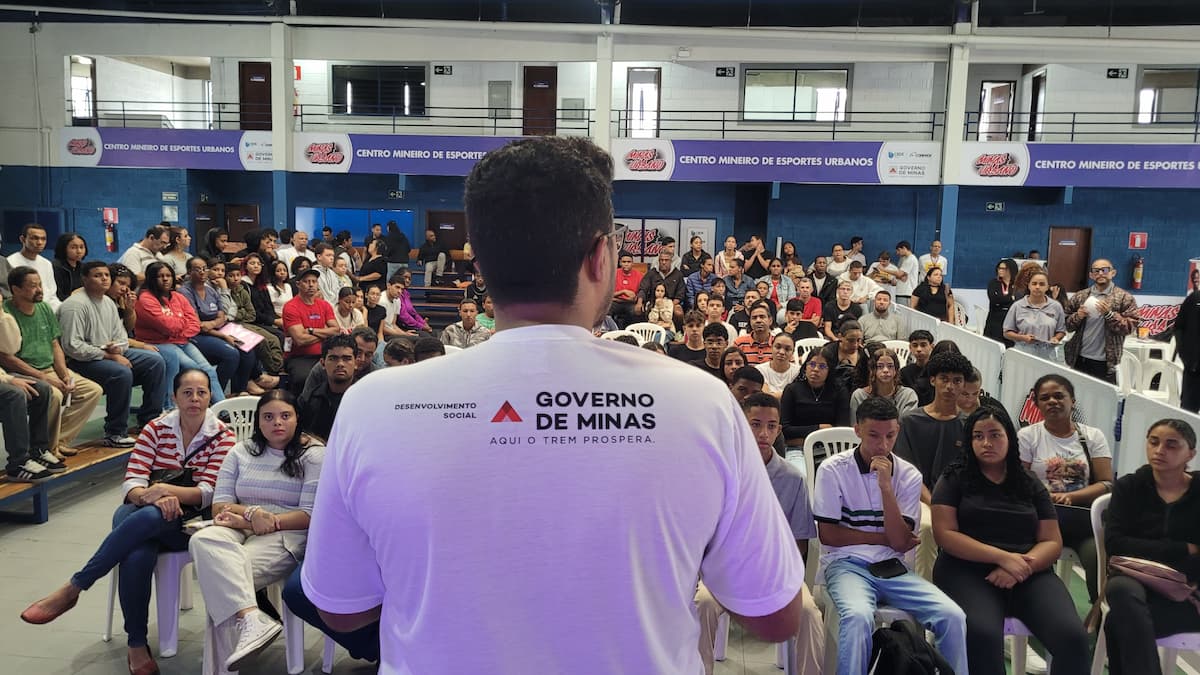 Mutirão Jovem Aprendiz tem milhares de vagas de emprego para jovens neste sábado (25) em BH