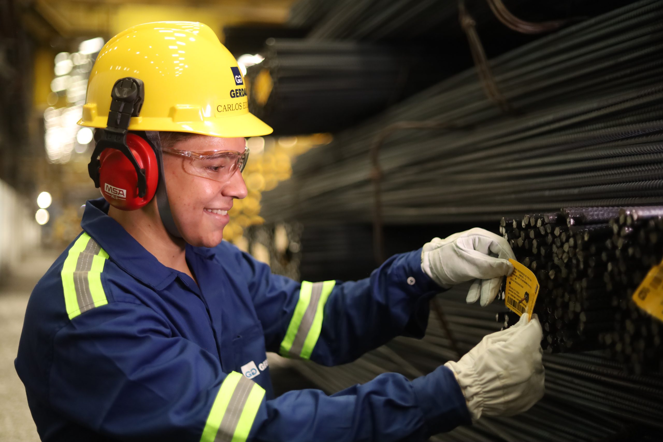 Produção industrial tem pior mês de abril em 3 anos, diz CNI