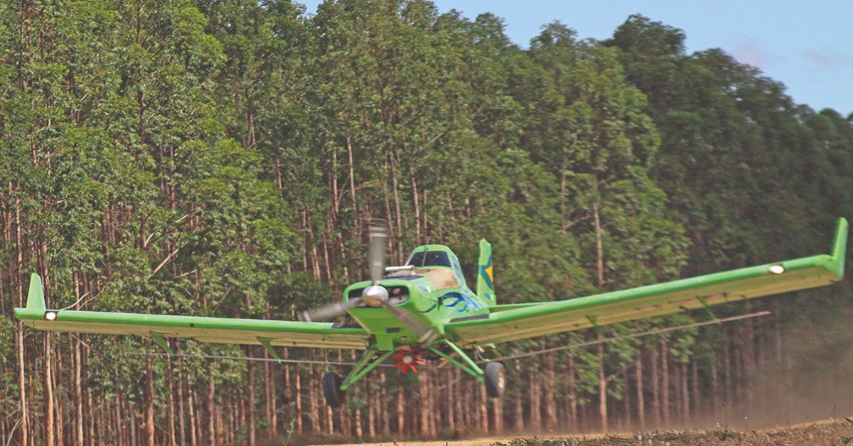 Guerra pressiona combustíveis e eleva custos da aviação agrícola em até 50%