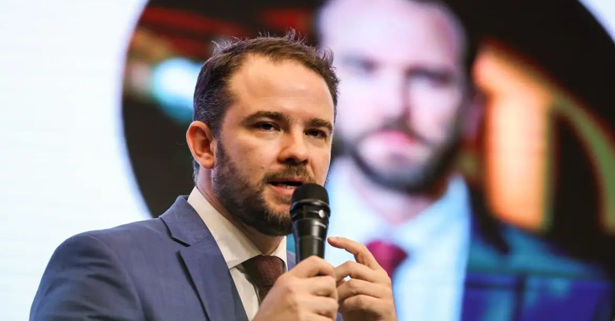 Ministro da Fazenda inicia agenda internacional nos EUA e na Europa