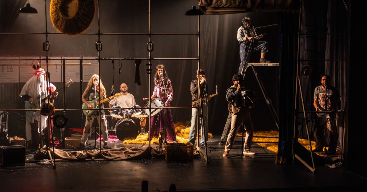 Espetáculo ‘CÃO’ chega a BH com crítica social e sessões até maio