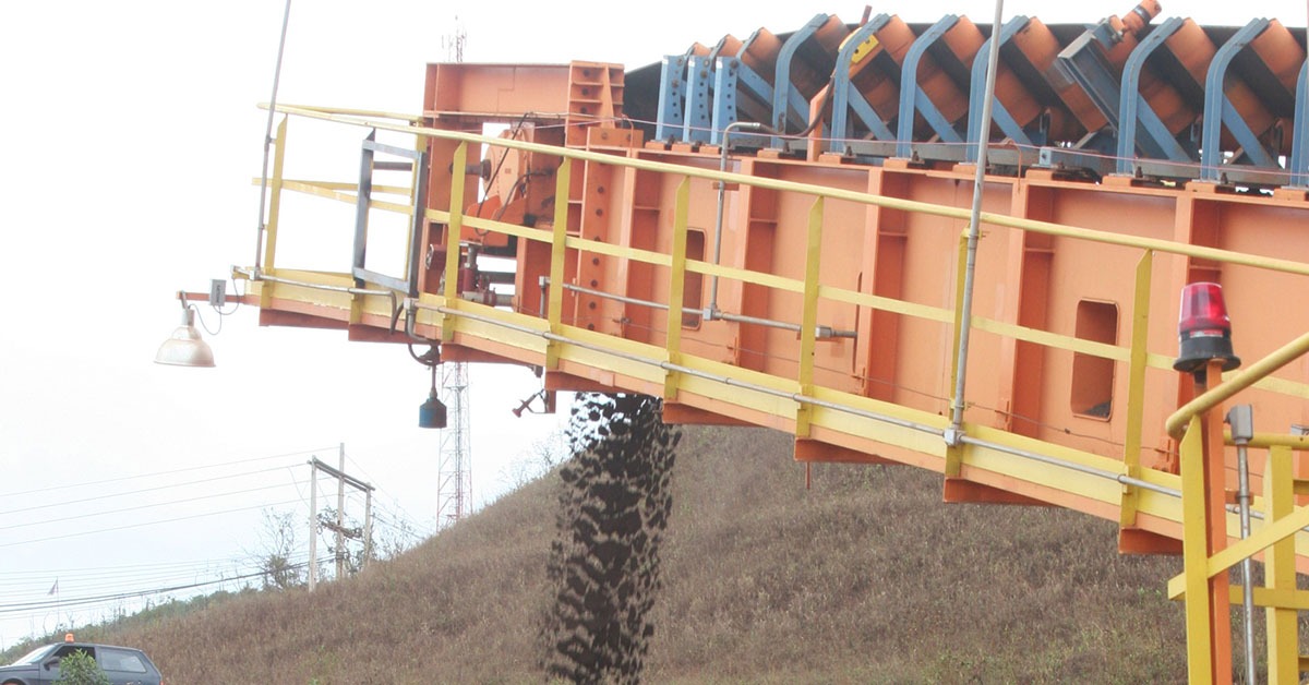 Guerra no Oriente Médio traz riscos para o setor de minério de ferro no Brasil