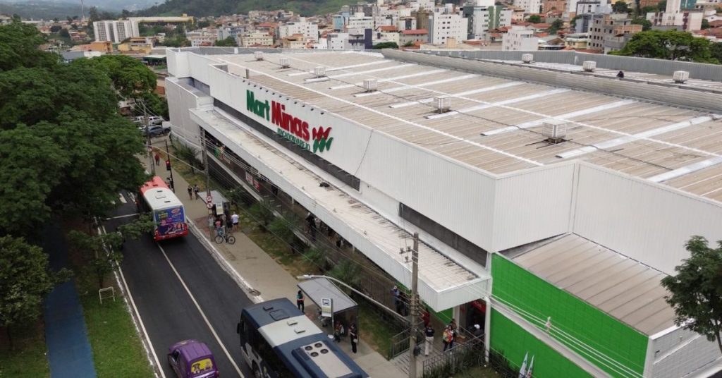 Loja da rede de atacarejo Mart Minas em Sabará, Minas Gerais.