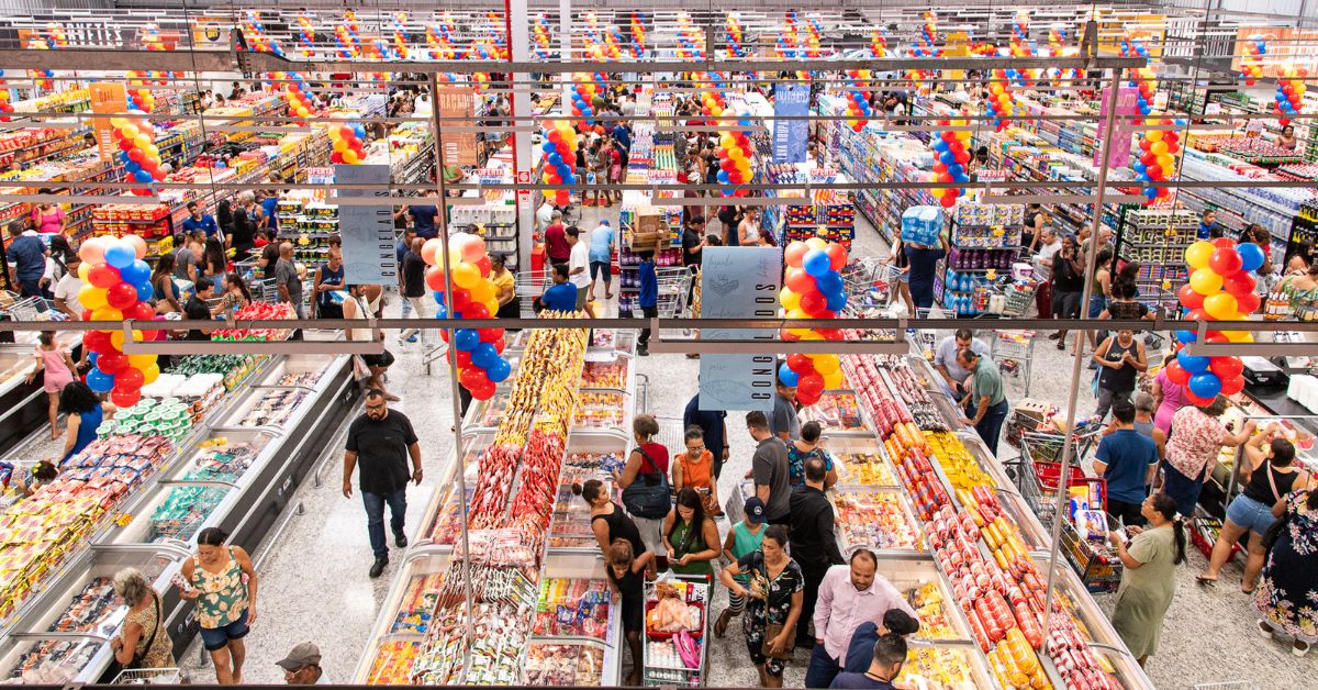 Redes varejistas mineiras abrem cinco novas lojas no Estado e no Espírito Santo em abril