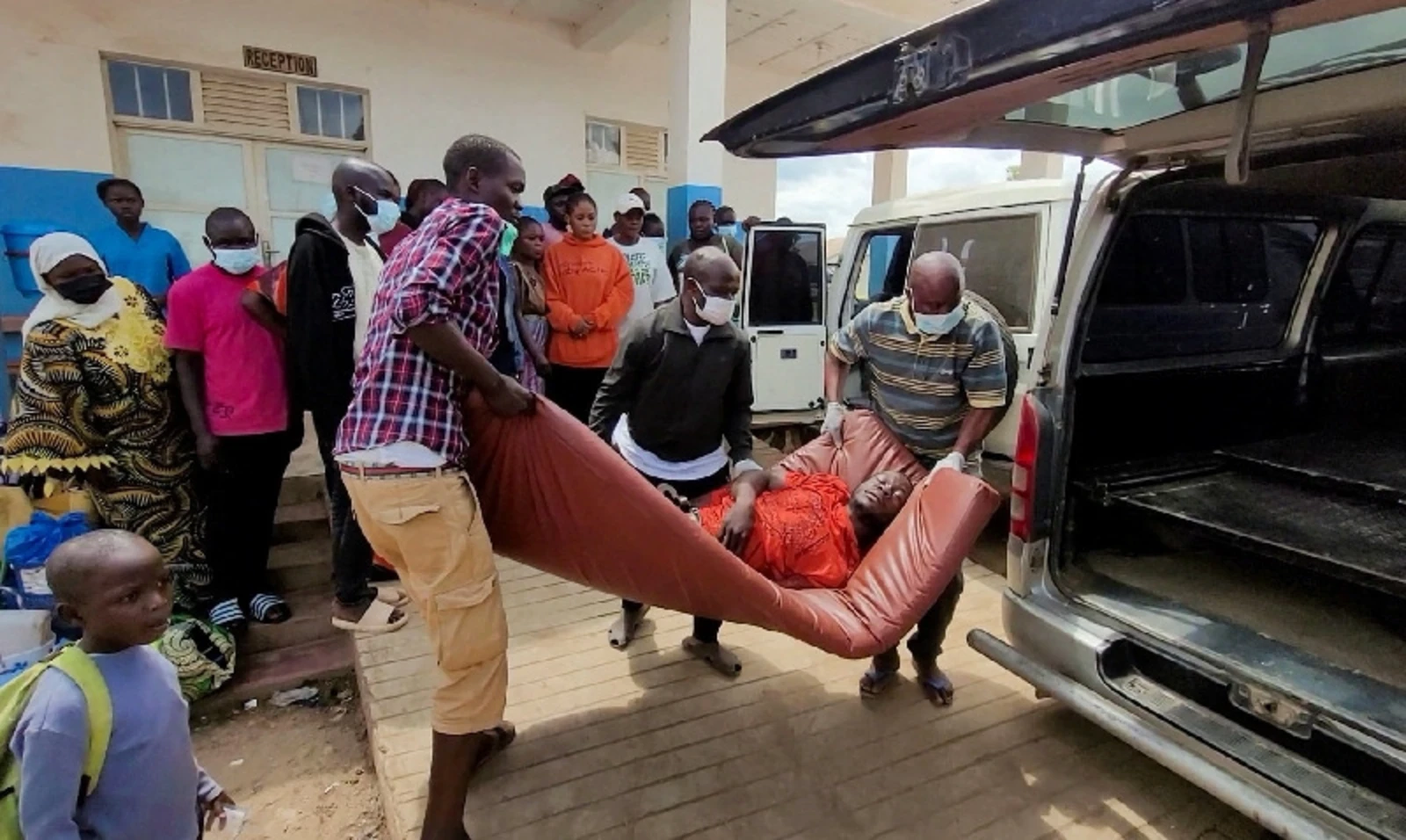 OMS declara emergência global de saúde por surto de ebola no Congo e em Uganda