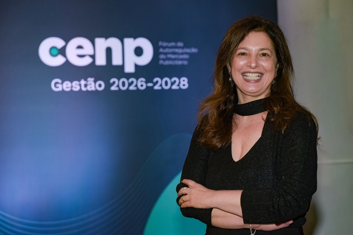 Cenp oficializa gestão 2026–2028 com liderança inédita feminina e foco em transformação do mercado