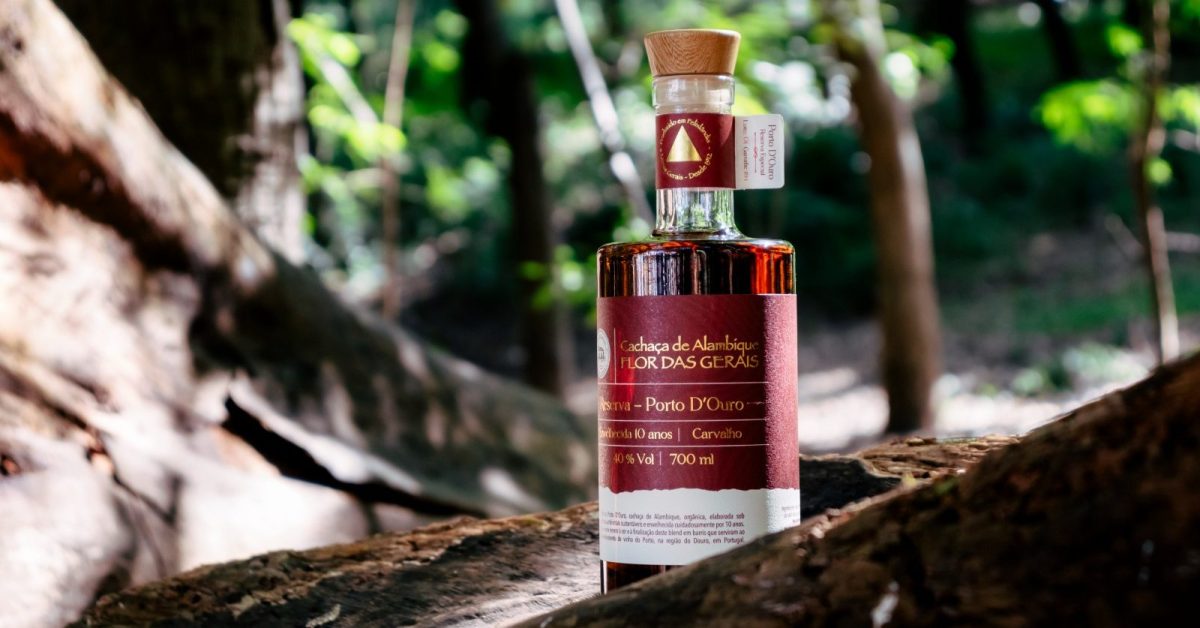 Cachaça fazenda Flor das Gerais