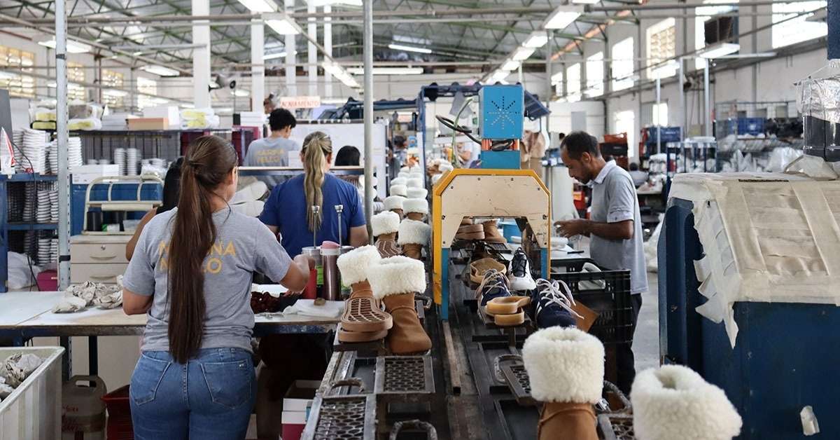 Setor calçadista de Nova Serrana registra queda nas vendas no 1º quadrimestre