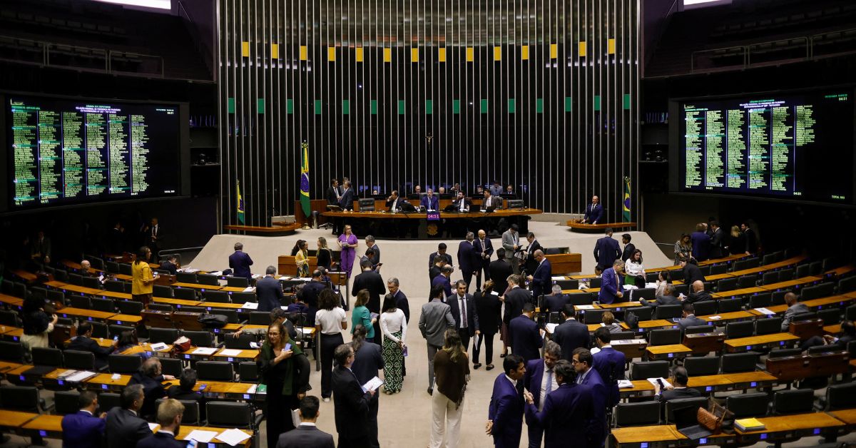 Saiba o que falta para PL da Dosimetria beneficiar Bolsonaro e condenados do 8/1