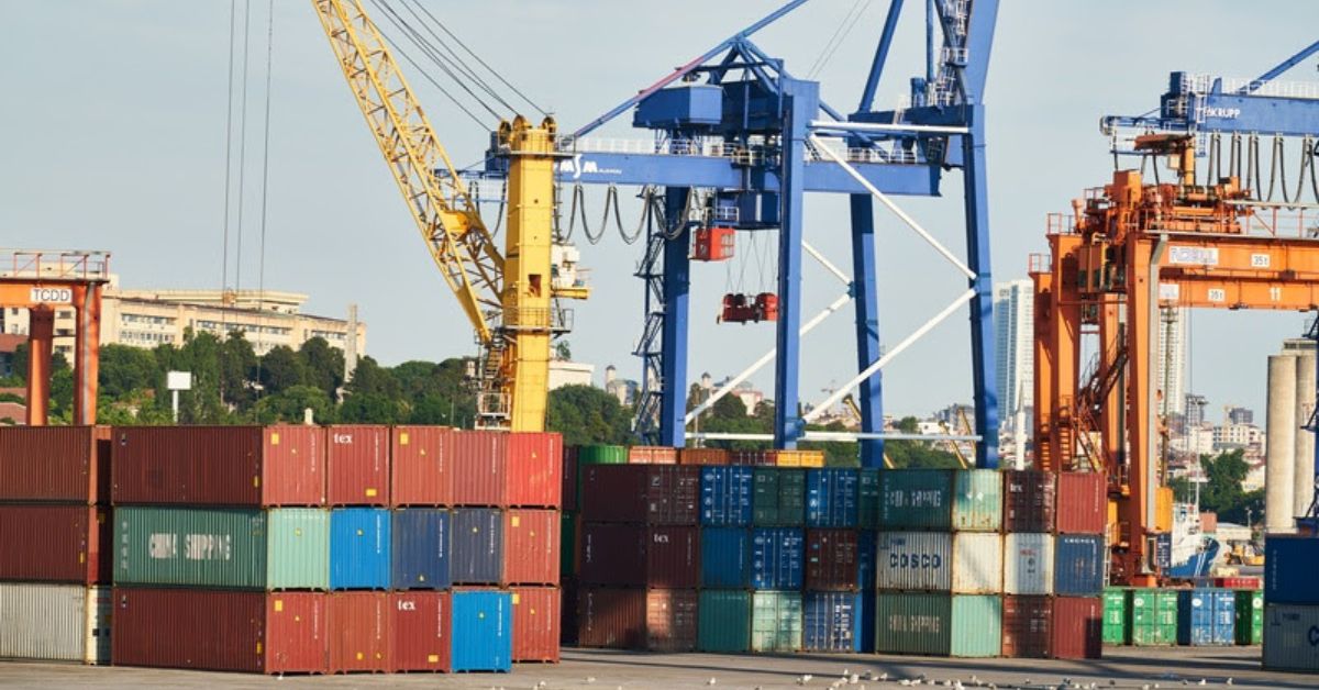 Porto, exportações, comércio internacional.