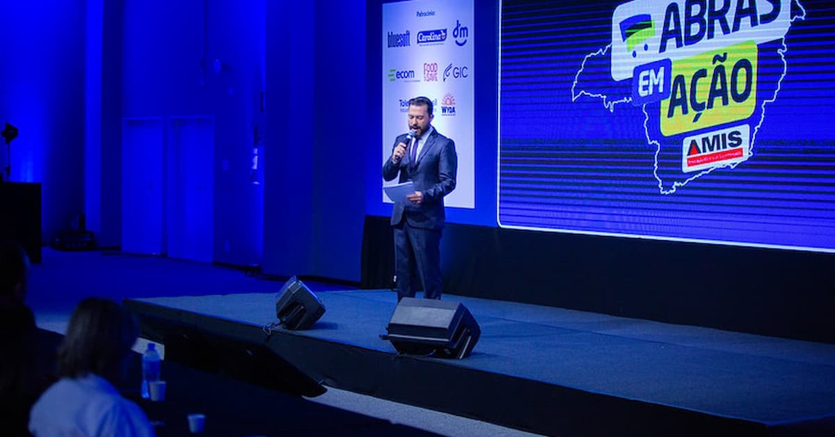 ABRAS e AMIS realizam evento em Contagem para debater o varejo supermercadista em Minas e no Brasil