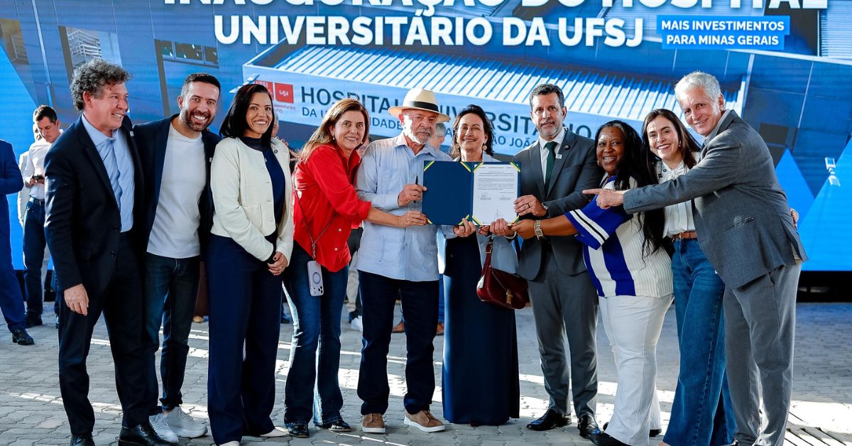 Presidente da República, Luiz Inácio Lula da Silva, durante ato de inauguração do Hospital Universitário da Universidade Federal de São João del-Rei (HU-UFSJ), em Divinópolis - MG.