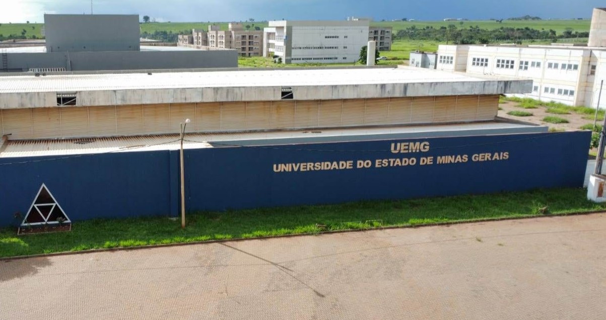 Minas projeta R$ 34 milhões para reconstrução de instituições de ensino na Zona da Mata após temporais