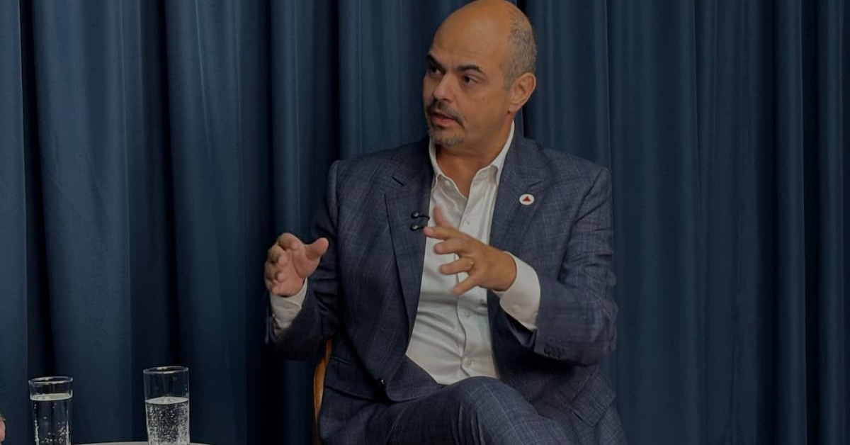 ‘Copasa foi a privatização mais bem-sucedida em 20 anos’, comemora Mateus Simões