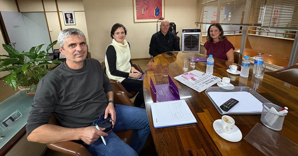 Visita de Antônio Batista ao Diário do Comércio