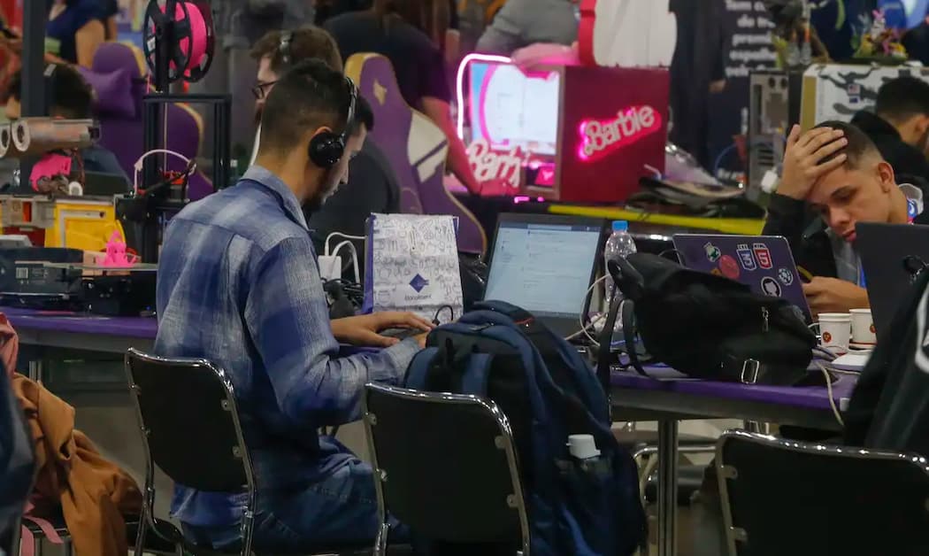 Jovens ocupados são a maioria, mas 6,2 milhões seguem como “nem-nem”