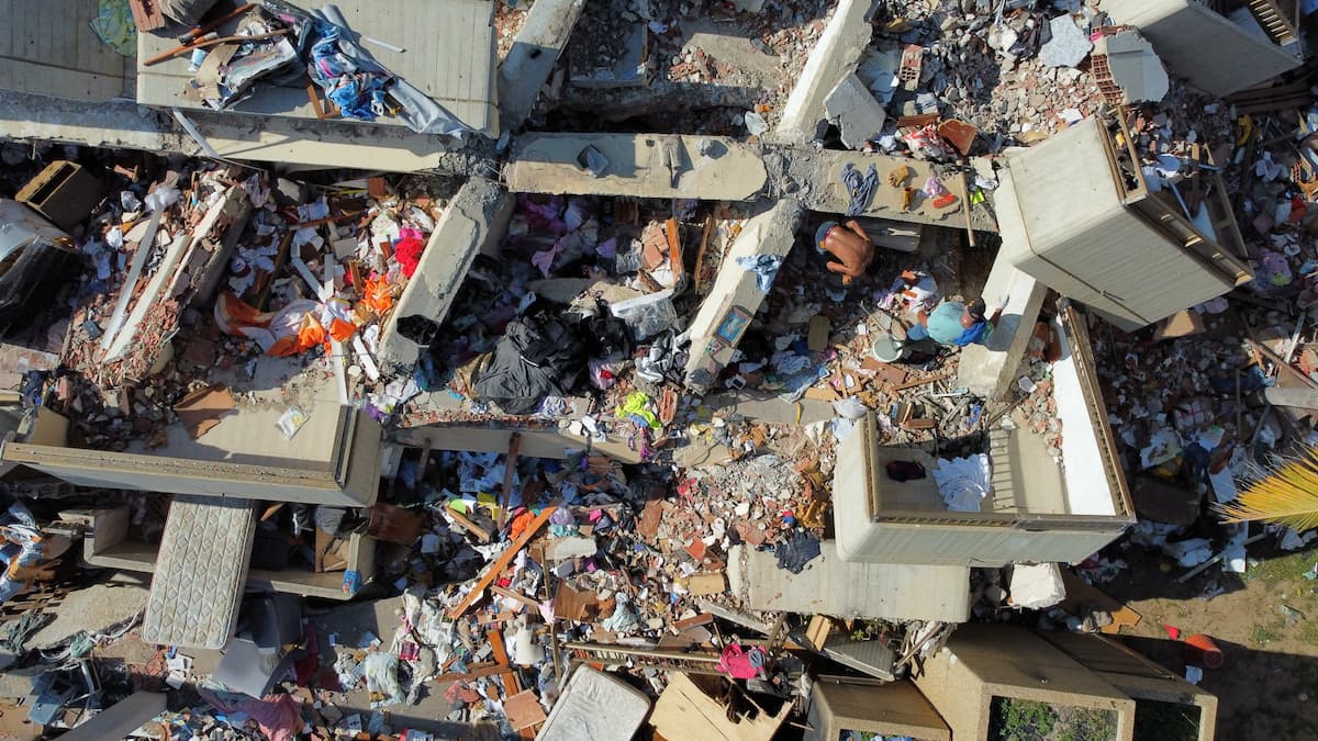 Terremotos na Venezuela: mortos sobem para 3.811 e Rodriguez pede por ouro retido na Inglaterra