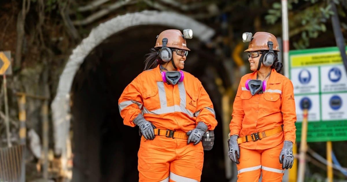 AngloGold Ashanti abre 60 vagas em programa de qualificação para mulheres e PcDs