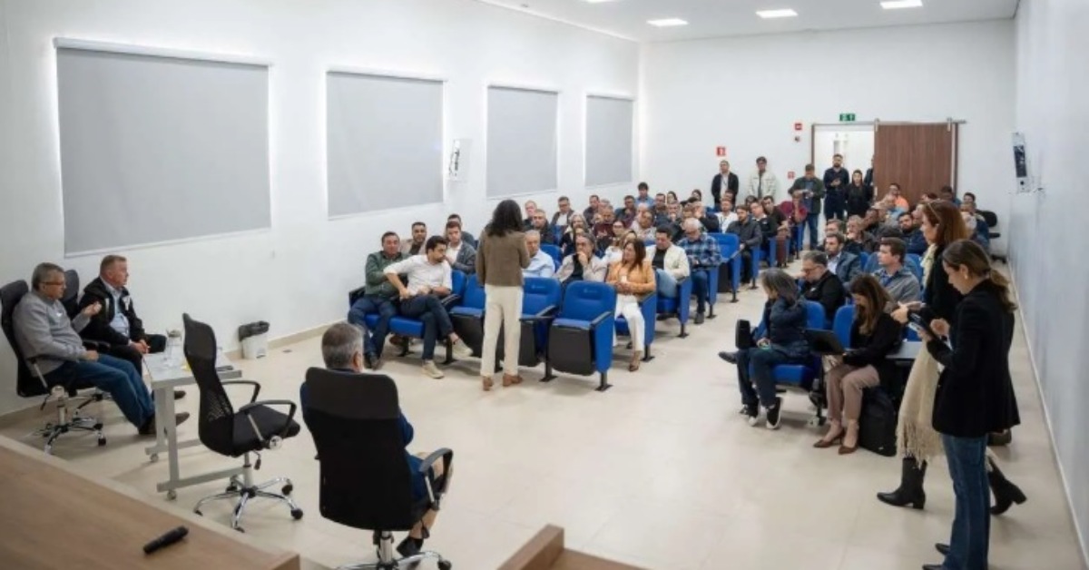 Tarifa social, investimentos e contratos: Copasa detalha metas de saneamento até 2033 no Sul de Minas
