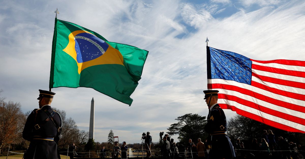 EUA tentaram enviar representantes ao Brasil para questionar sistema eleitoral, dizem fontes