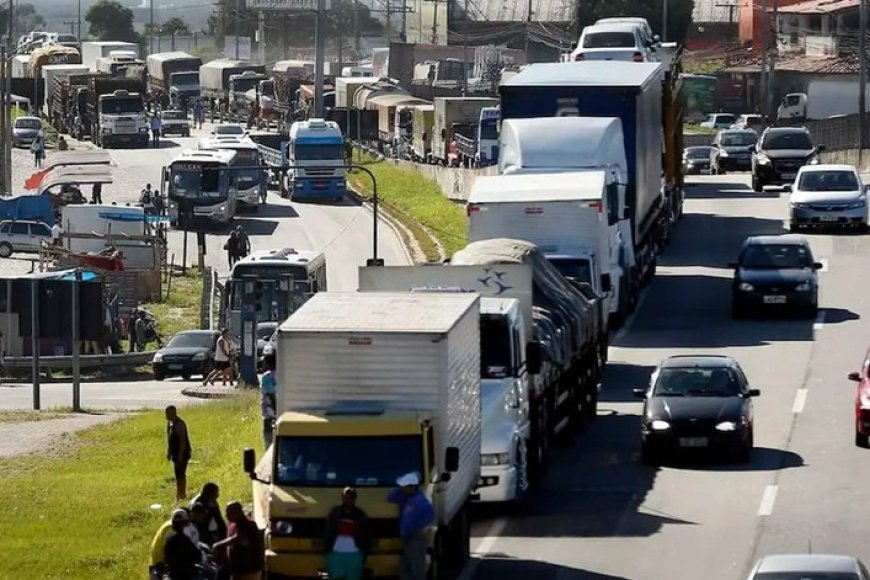 Apagão de caminhoneiros em Minas