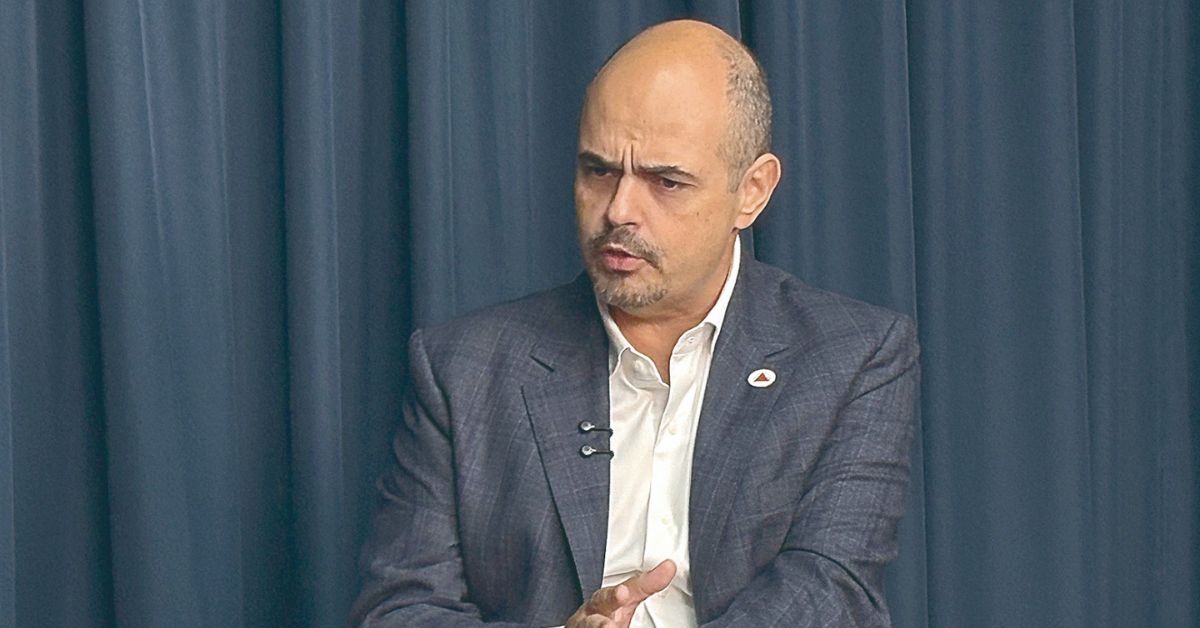 Reviravolta em MG: União-PP retoma apoio a Mateus Simões e isola Marcelo Aro
