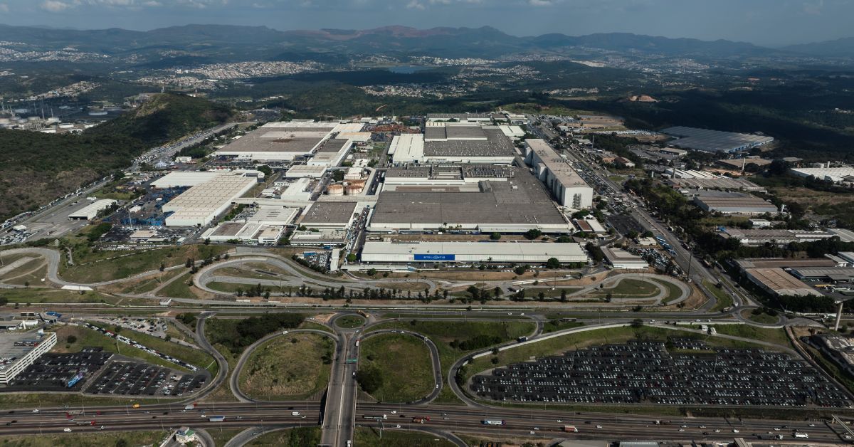 Stellantis amplia turnos em Betim e mira novo recorde de produção