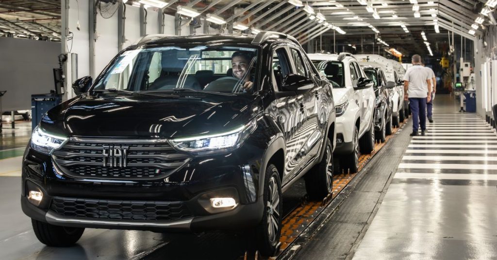 Polo Automotivo Stellantis de Betim completa 50 anos