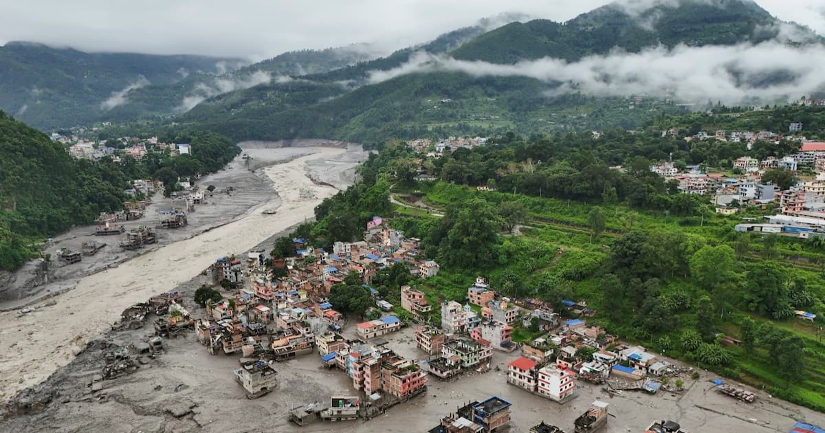 Número de mortos aumenta e mais de 1.000 estão desaparecidos em Nepal e China após inundação no Himalaia