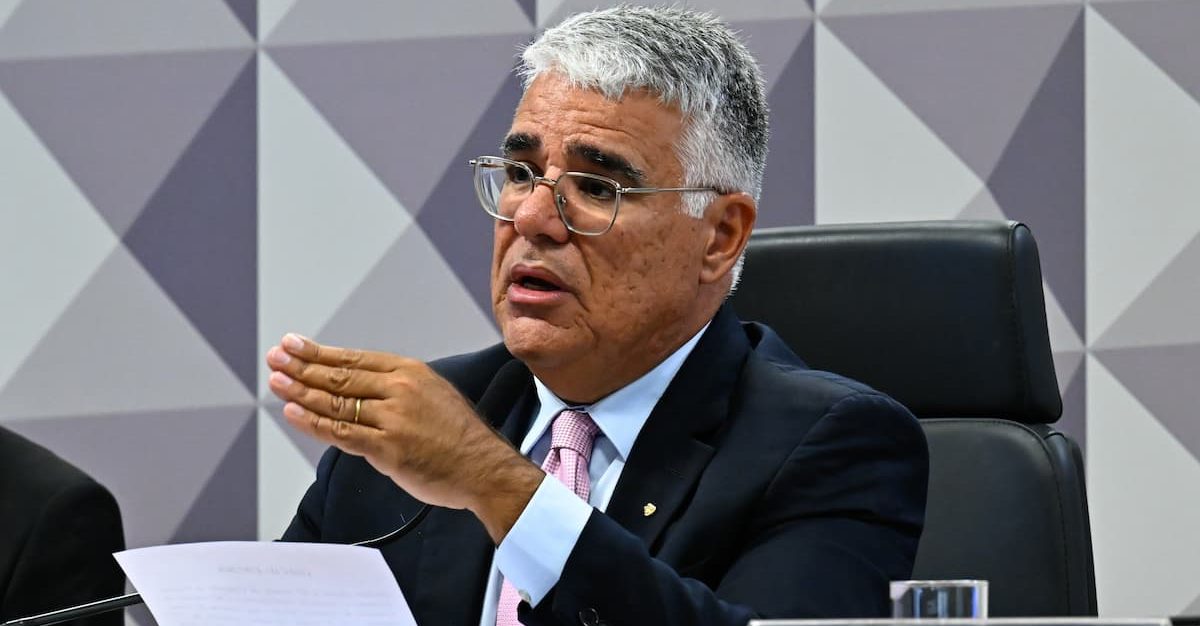 Senador Eduardo Girão, do partido Novo, é anunciado como vice de Zema