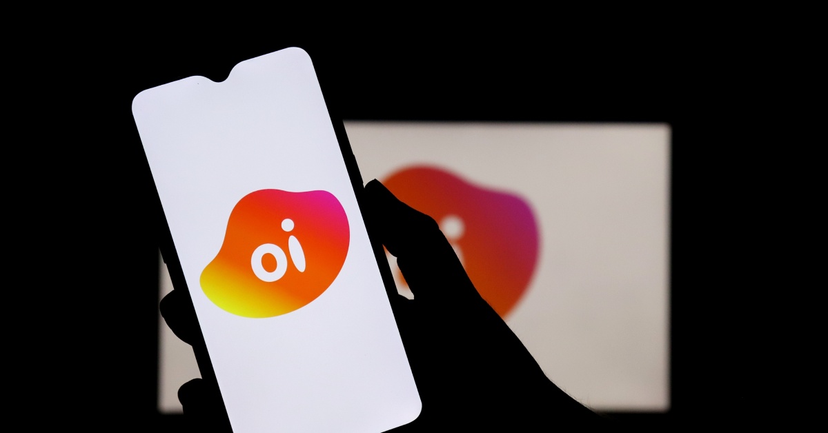 Logo da Oi no telefone