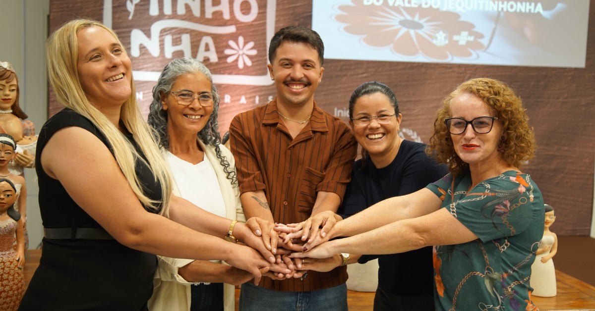 Artesãos vão representar Minas e o Vale do Jequitinhonha em exposição em Paris